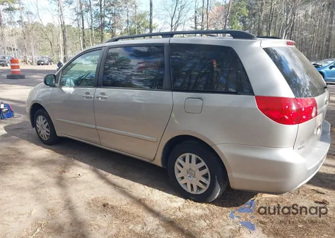 2007 Toyota Sienna Le z USA, uszkodzony, nr VIN 5TDZK23CX7S008519
